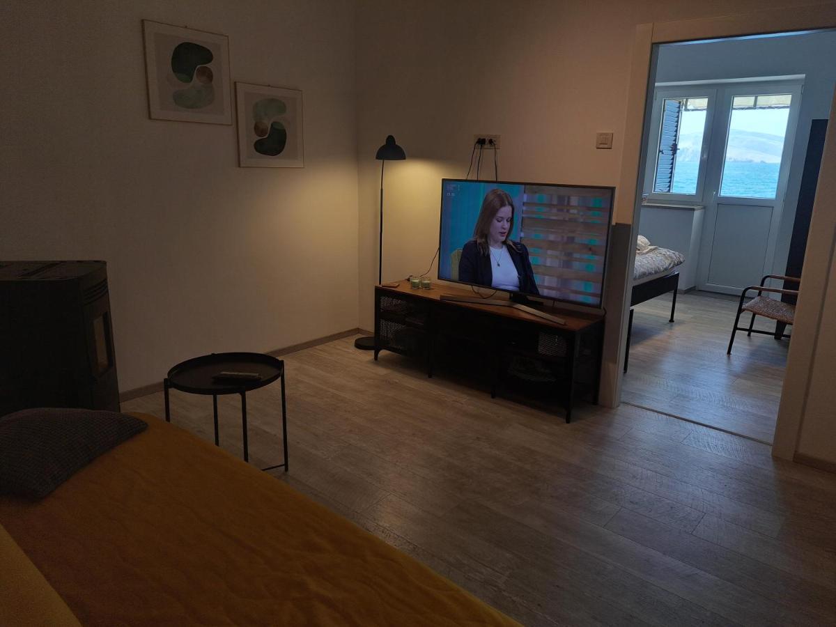 Apartment Grandic Baska  Bagian luar foto